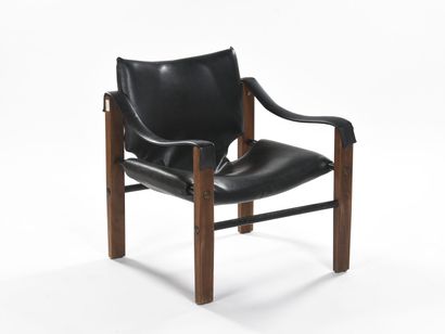 Maurice BURKE (1921-2013)

Fauteuil et son...