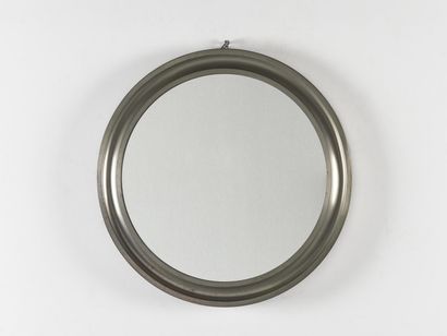 Sergio MAZZA (Né en 1931)

Miroir modèle...