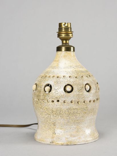 Georges PELLETIER (Né en 1938)

Pied de lampe...