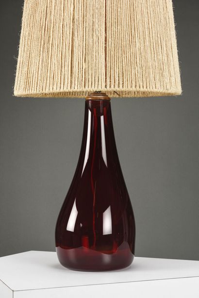 TRAVAIL ITALIEN

Très grande lampe de table...