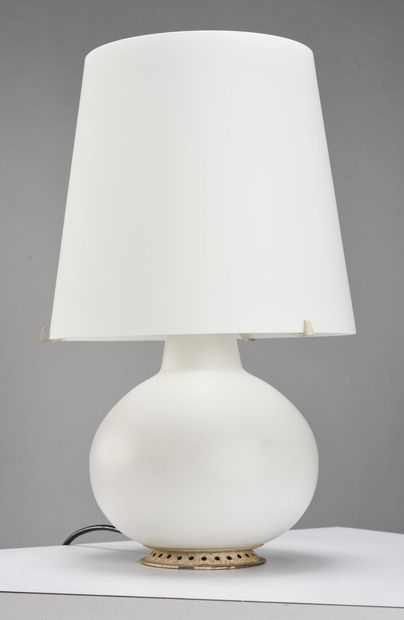 Max INGRAND (1908-1969)

Paire de lampes...