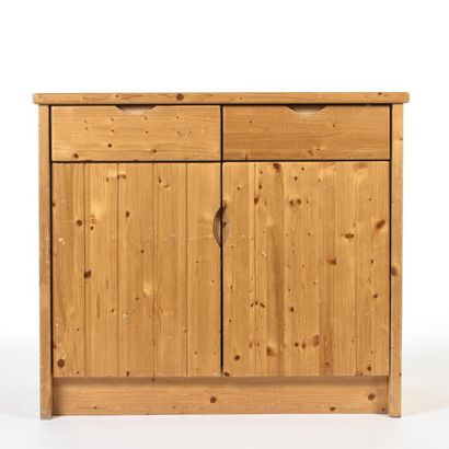 ARC MOBILIER

Commode à deux tiroirs et deux...