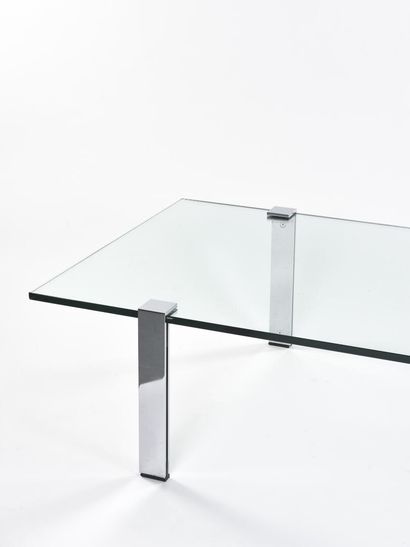 DE SEDE Team

Très grande table basse à quatre...