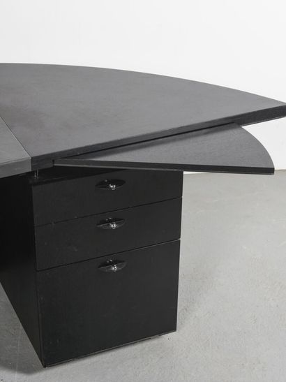 Andrée PUTMAN (1925-2013)

Important bureau...