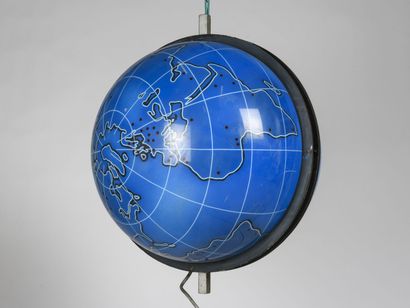 TRAVAIL 1990

Objet publicitaire

Globe terrestre...