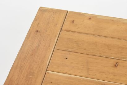 Sélection de Charlotte PERRIAND 

(1903-1999)...