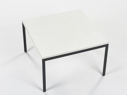 Florence KNOLL (1917 - 2019)

Table basse...