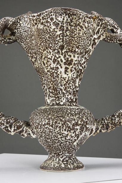Marius GIUGE (1909-1980) 

Vase balustre...