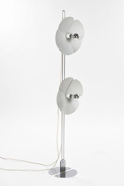 Olivier MOURGUE (né en 1939)

Lampadaire...