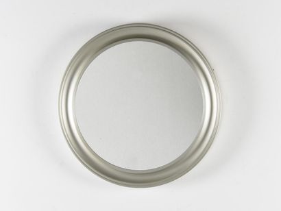 Sergio MAZZA (Né en 1931)

Miroir modèle...