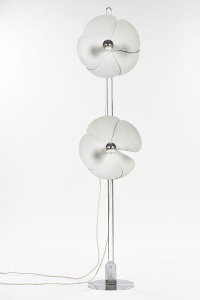 Olivier MOURGUE (né en 1939)

Lampadaire...