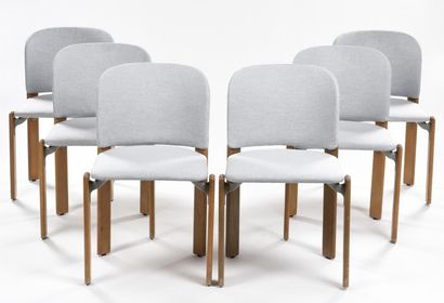 Bruno Rey (né en 1935)

Suite de six chaises...