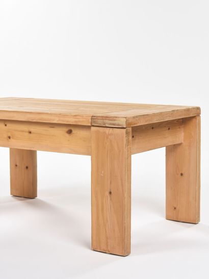 Sélection de Charlotte PERRIAND 

(1903-1999)...