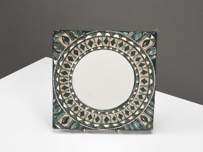 Roland ZOBEL (1915 - 2006) pour les Cyclades

Miroir...