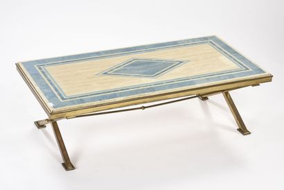JEAN CHARLES PARIS

Table basse à piétement...