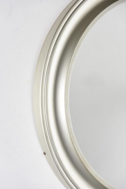 Sergio MAZZA (Né en 1931)

Miroir modèle...