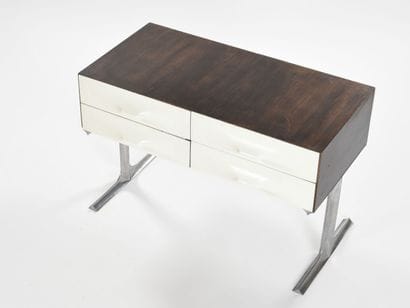 Raymond LOEWY (1893-1986)

Commode double...