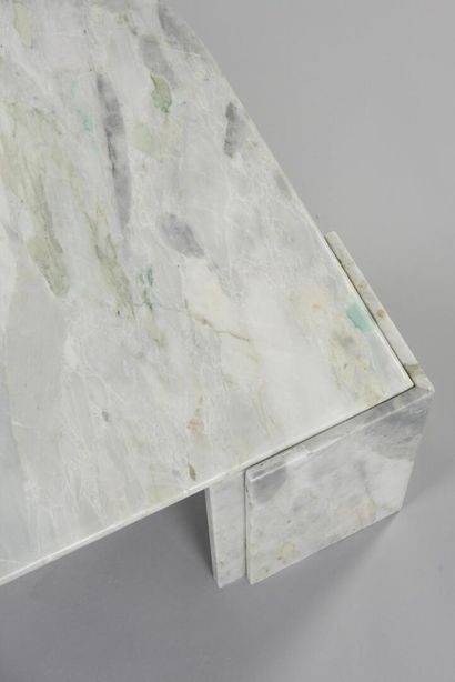 TRAVAIL ITALIEN 1970

Table basse de forme...