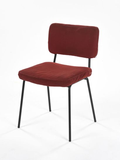 André SIMARD (Né en 1925)

Suite de six chaises...