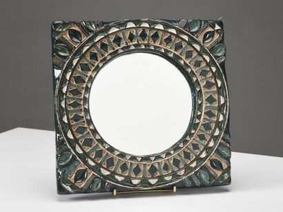 Roland ZOBEL (1915 - 2006) pour les Cyclades

Miroir...