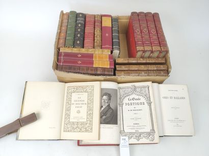 21 volumes reliés XIXe ou début du XXe siècle...