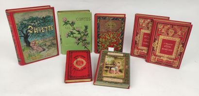 [Enfantina]. Ensemble de 7 volumes en cartonnage...