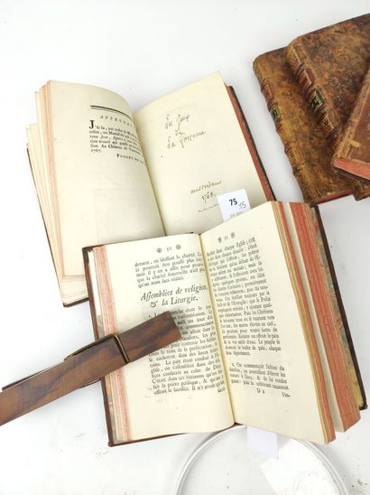 5 volumes reliés du XVIIe ou du XVIIIe siècle :

Ordonnance...