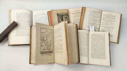 Un ensemble de 5 volumes in-8 reliés cuir...