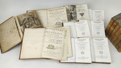 16 volumes in-8 ou in-4 reliés demi-cuir...