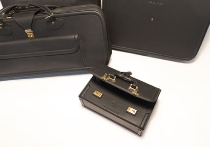 SCHEDONI

Set de 4 bagages pour Ferrari Testarossa...