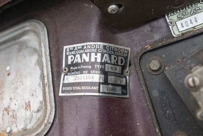 1966 - Panhard 24 BT



Titre de circulation...