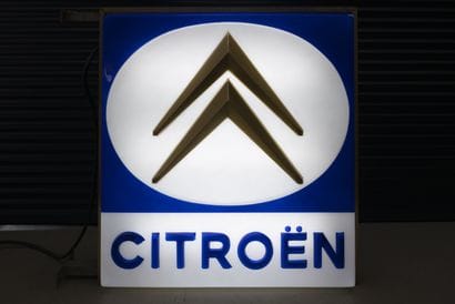 CITROËN

Enseigne lumineuse double face 

75...