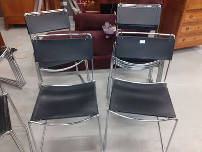 Lot de dix chaises structure tubulaire avec...