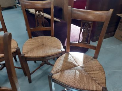 Six Chaises pailées 19ème siècle
H : 87 H...