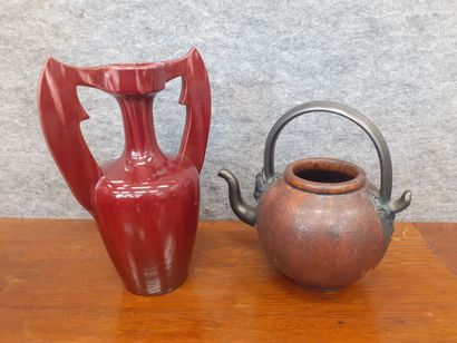 Clèment MASSIER à Golfe Juan, vase bouteille...
