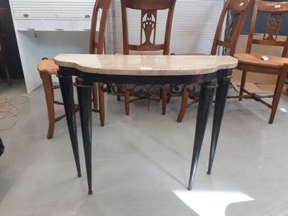 Console en fer forgé
1930
H : 61 cm L : 73...
