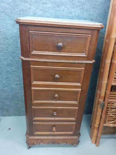 Chevet plateau de marbre blanc
H : 89 cm...