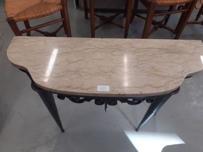 Console en fer forgé
1930
H : 61 cm L : 73...