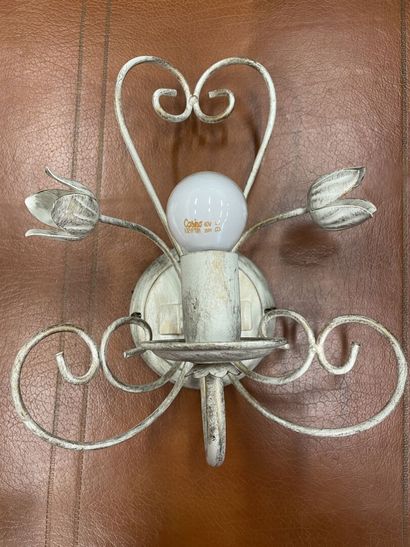 SEY LUMIERE
Peite applique en métal laqué...