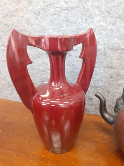 Clèment MASSIER à Golfe Juan, vase bouteille...