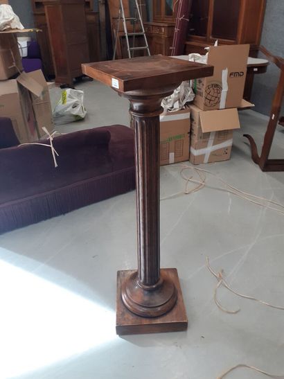 Selette base et plateau carré et colonne...