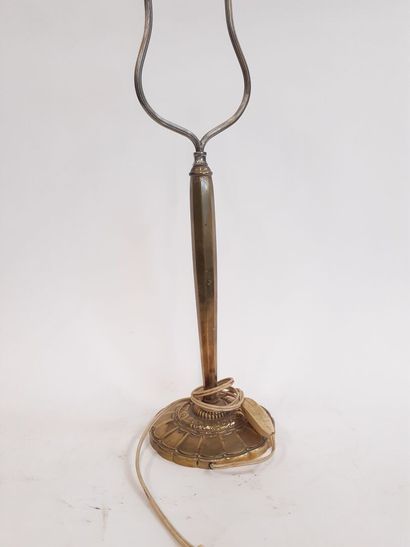 Lampe de bureau en laiton 
H : 52 cm