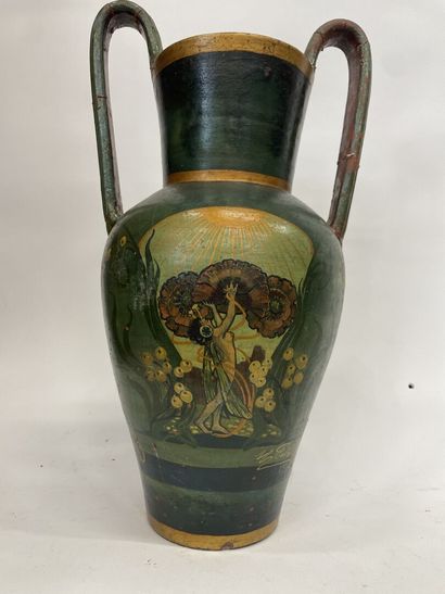 FAVROT, 
L'aurore
vase en terre cuite en...