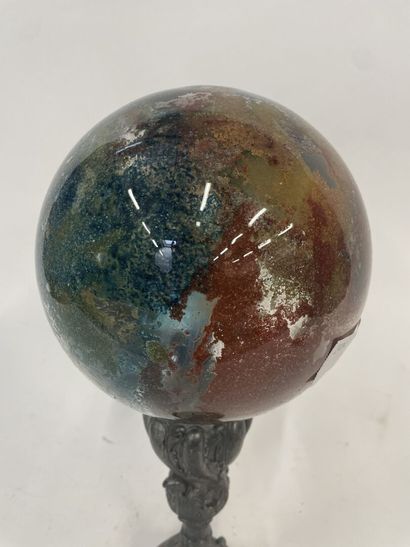 Porte perruque en verre églomisé
19ème siècle...