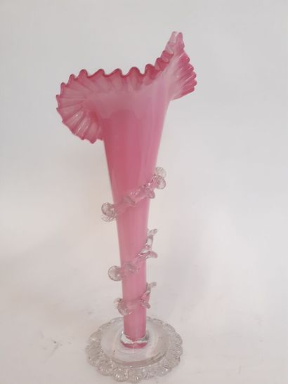 Vase en verre teinté en forme de fleur
H...
