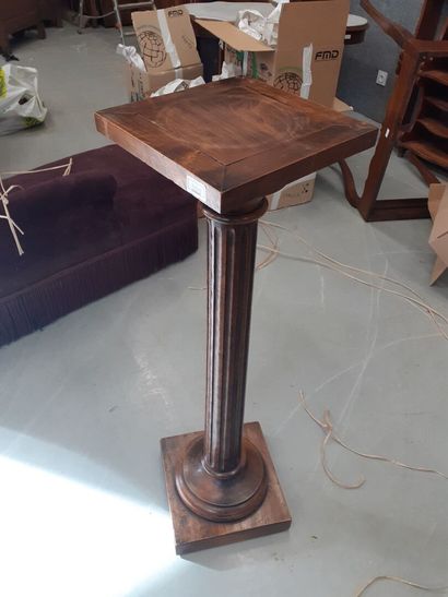 Selette base et plateau carré et colonne...