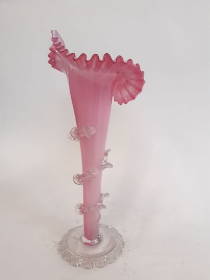 Vase en verre teinté en forme de fleur
H...