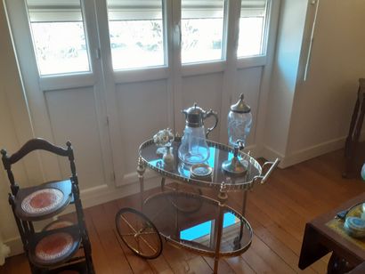Vente en un seul lot du contenu d'une maison...