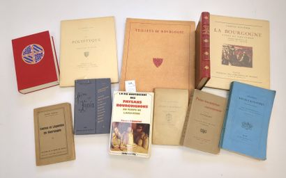 [Bourgogne]. 11 volumes relatifs à la Bourgogne,...