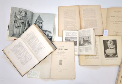 [Bourgogne]. 12 volumes relatifs à la Bourgogne,...